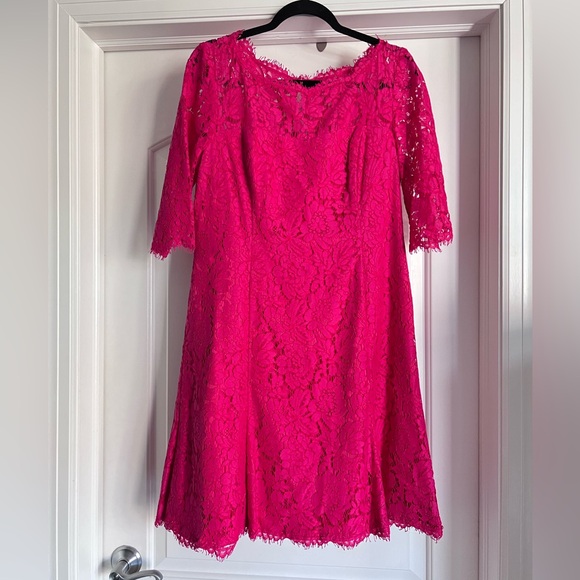 Pink lace dress, great condition and beautiful color! - Picture 1 of 5